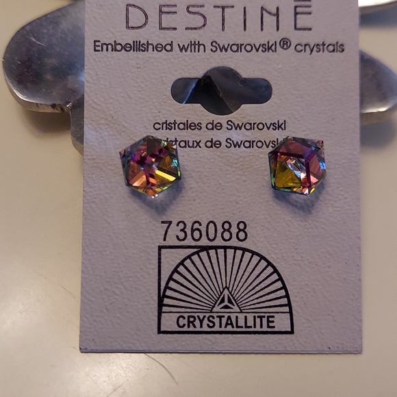 Swarovski Jewelry - Nwt Irredecent Swarvoski Square Earrings